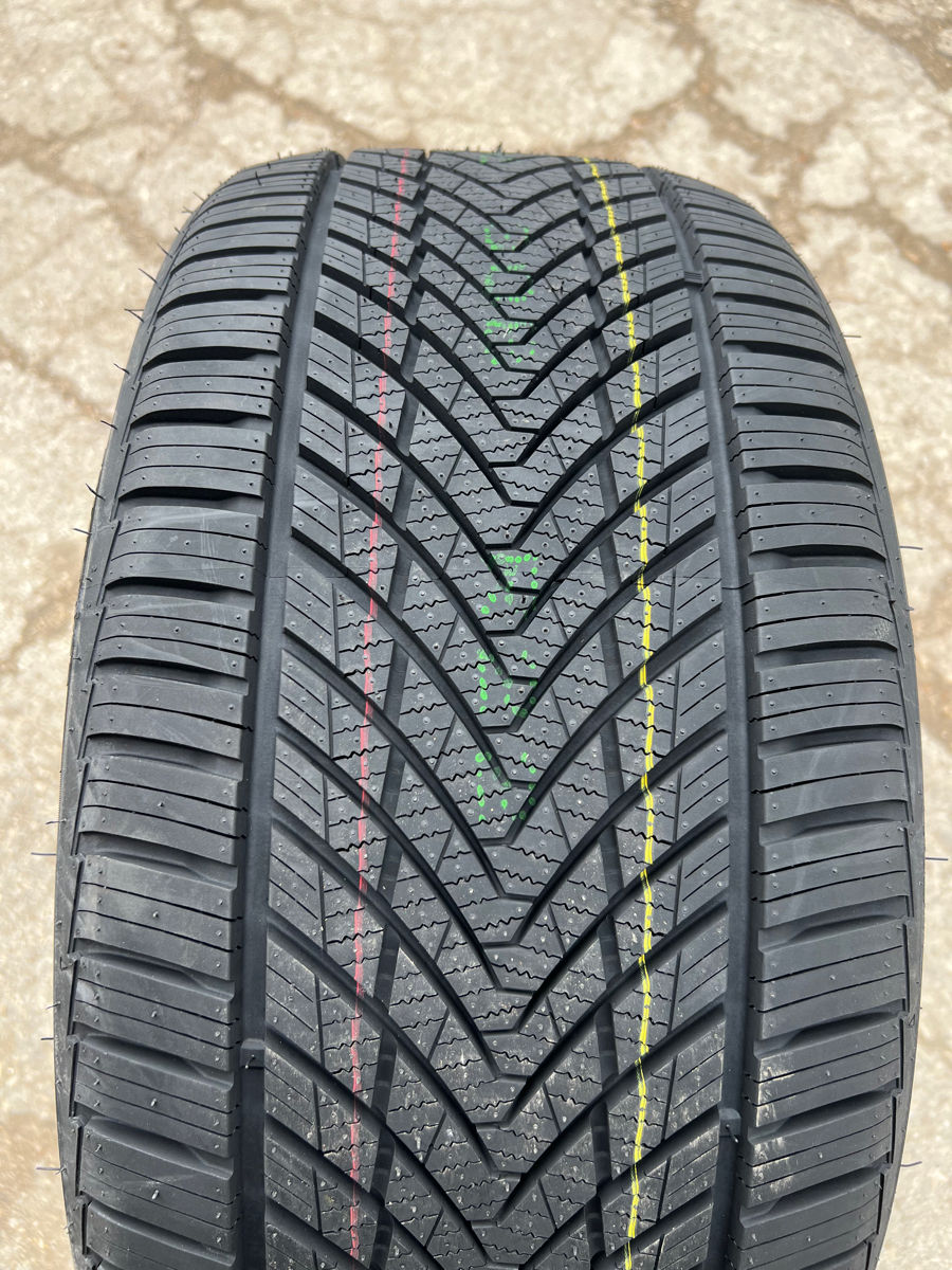 255/40 R18 Tracmax Allseason Trac Saver (4 seasons)/ Доставка, livrare toata Moldova foto 2