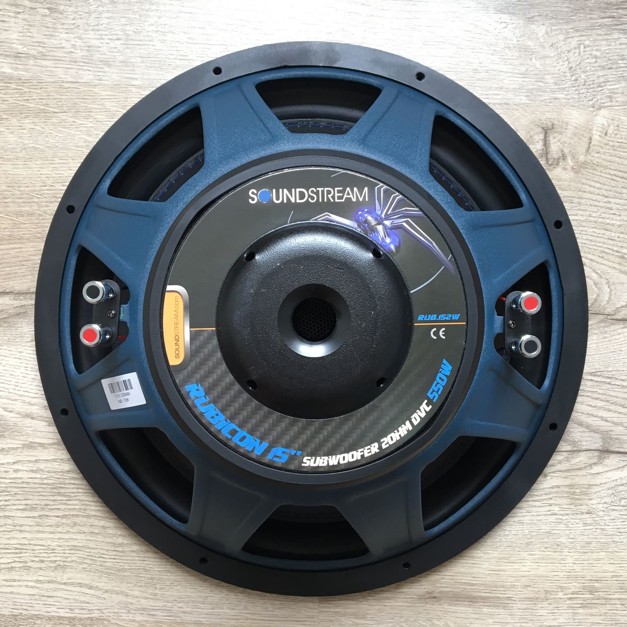 Subwoofer Soundstream 550W