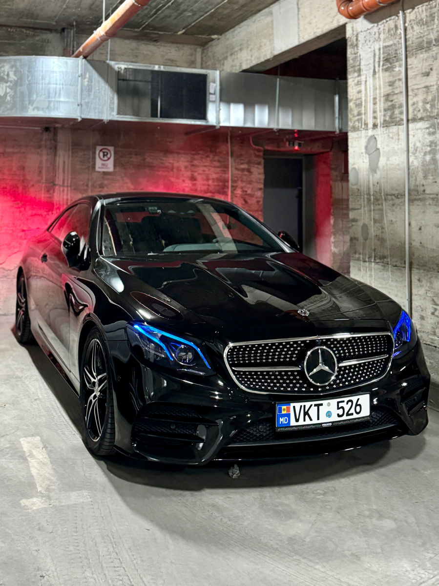Mercedes E-Class Coupe foto 3