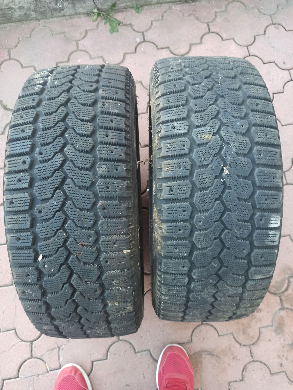 Yokohama 2b / nokian 2b