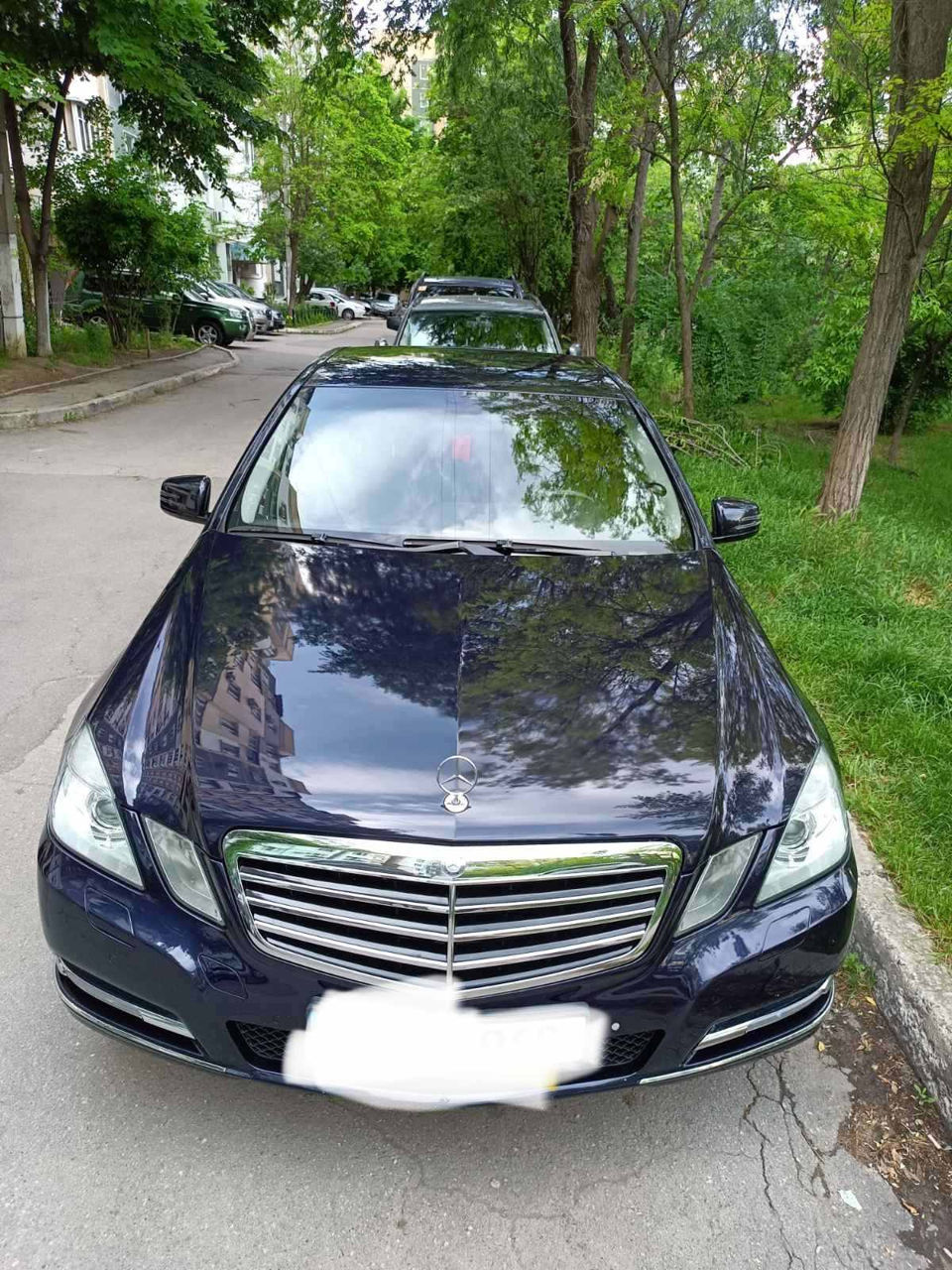 Mercedes E-Class foto 0