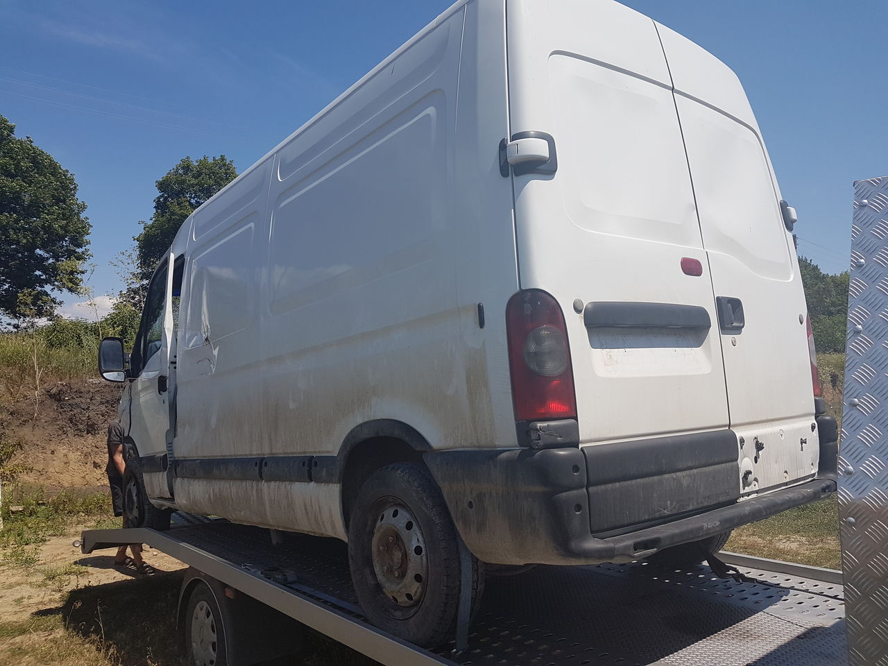 Dezmembrez Renault Master 2.5dci 2006. foto 2