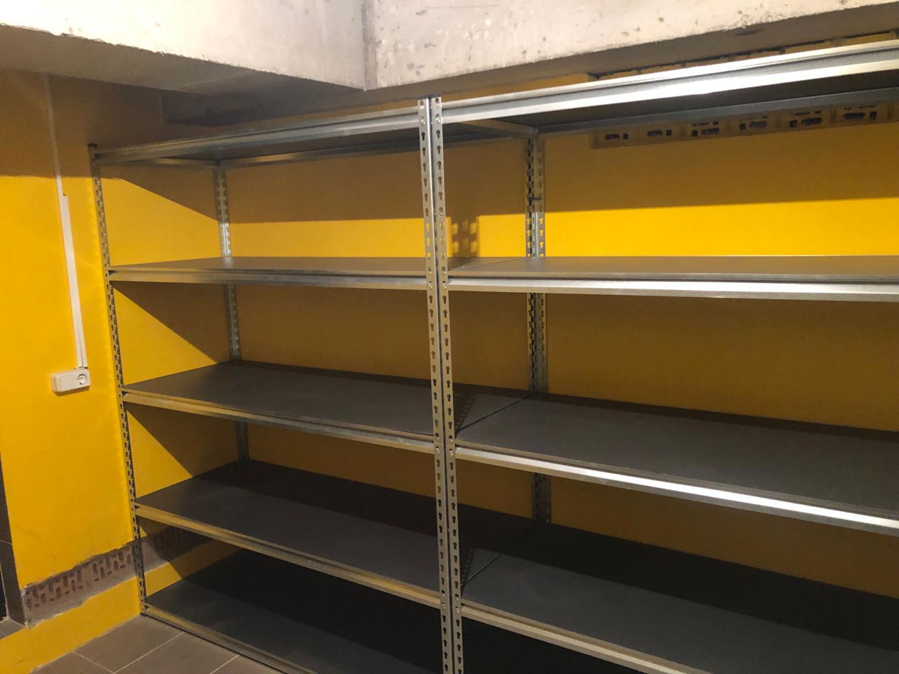 Продается кладовая в жилом комплексе Glorinal на ул. Валя Трандафирилор 6/1. фото 2