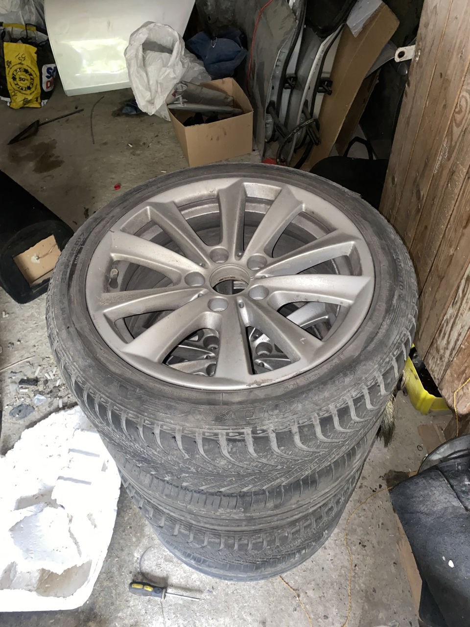 R17