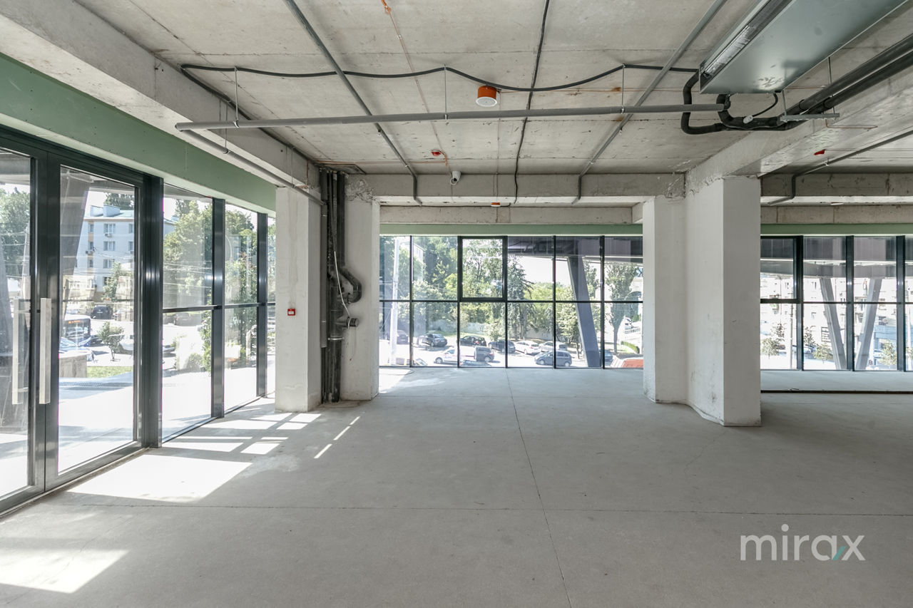 Se vinde spațiu comercial, Centru! foto 4