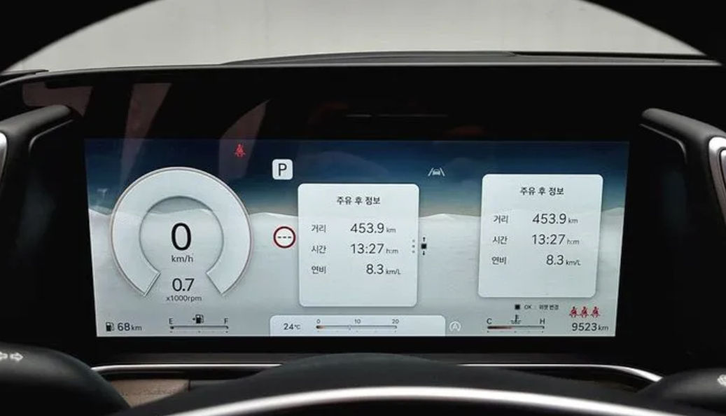 Genesis G90 foto 12