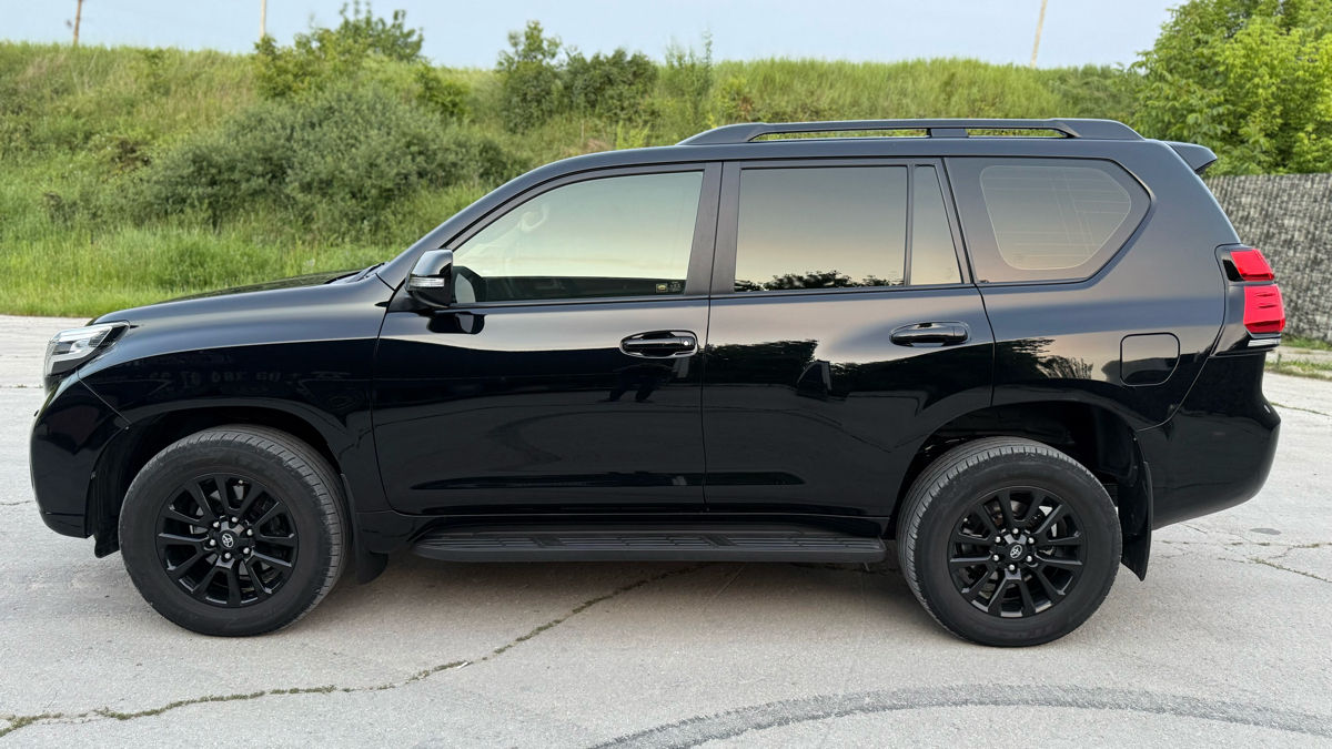Toyota Land Cruiser Prado фото 5