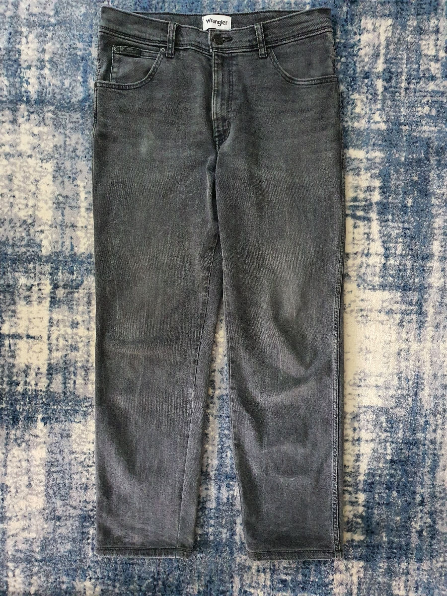 Se vinde ! Jeans blugi wrangler straight  foto 1