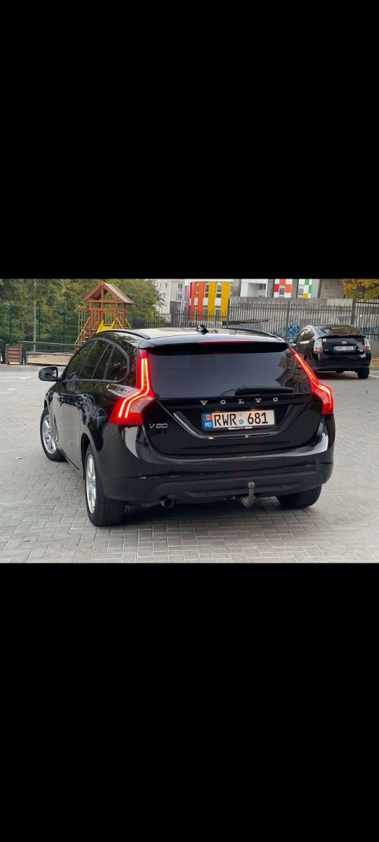 Volvo V60 foto 7