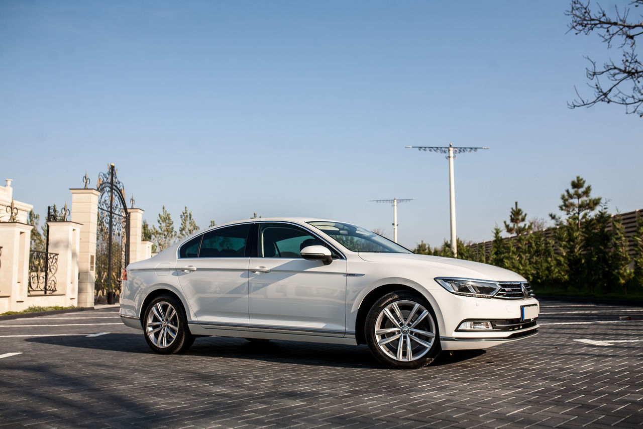 Volkswagen Passat foto 2