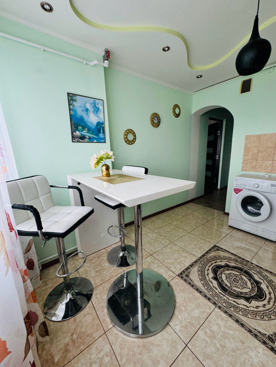 1-комнатная квартира,  Центр,  Бельцы,  Бельцы мун. фото 0
