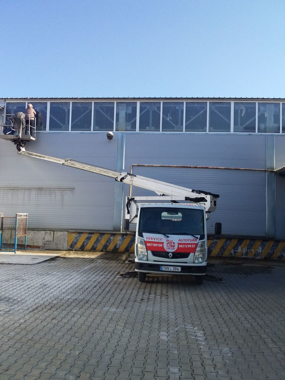 Servicii de spălare fațade!!! foto 9