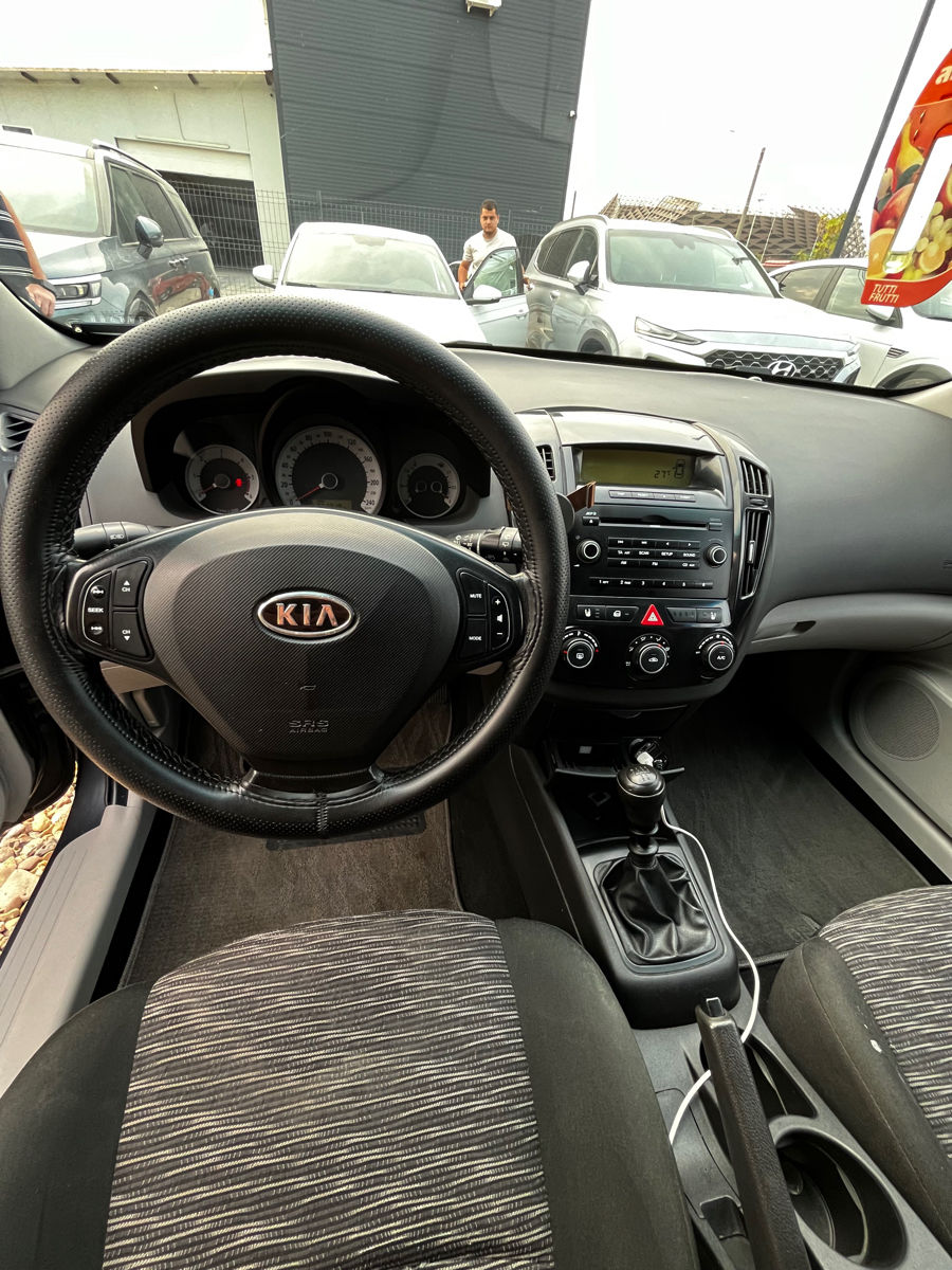 KIA Ceed foto 8