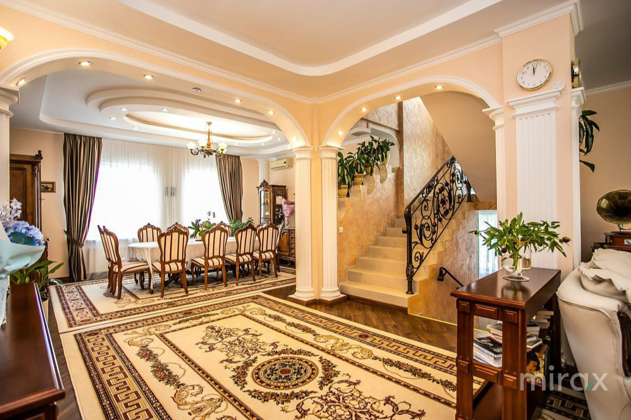 Se vinde casă, Dumbrava, str. M. Sadoveanu! foto 9