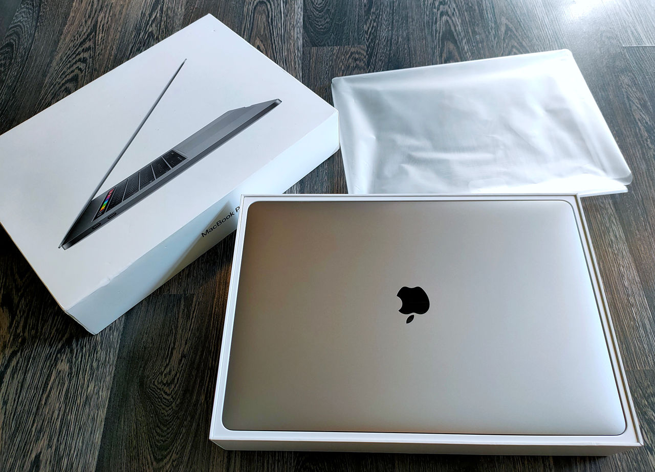 Apple MacBook Pro 15" 2018 Intel Core i7 / 16Gb RAM / 512GB SSD / русская клавиатура фото 7