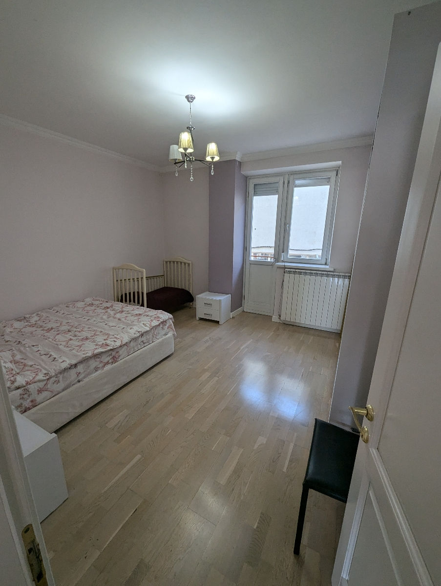 Apartament cu 3 camere,  Centru,  Bălți,  Bălți mun. foto 4