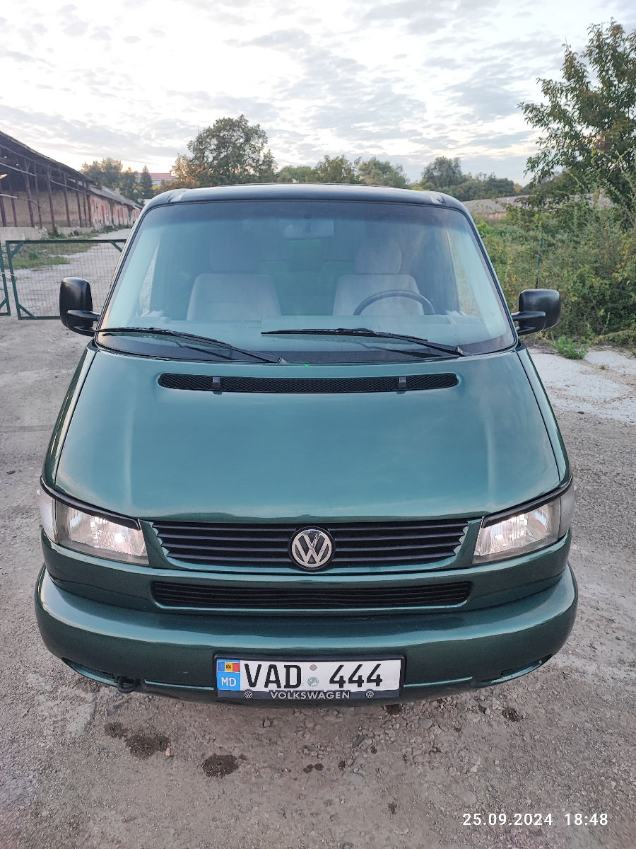 Volkswagen T4  - 7 locuri, Restaurat  Total.   8000 €  Preţ fix !!! foto 6