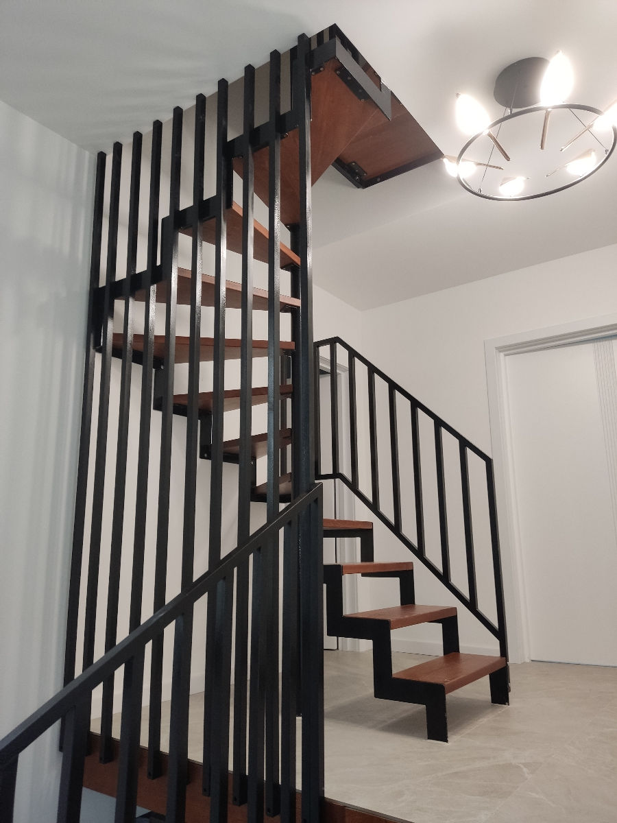 Scări pentru interior foto 5