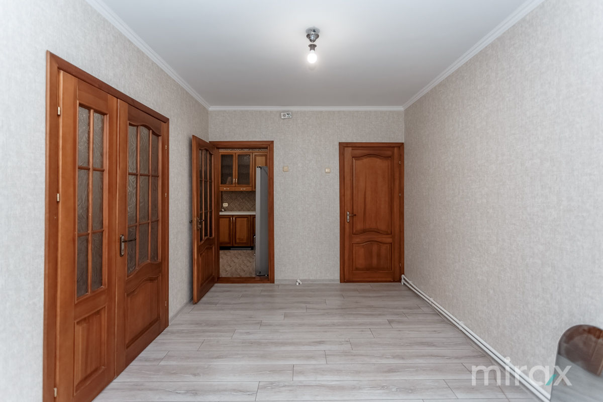 Apartament cu 3 camere, 70 m², Ciocana, Chișinău foto 12