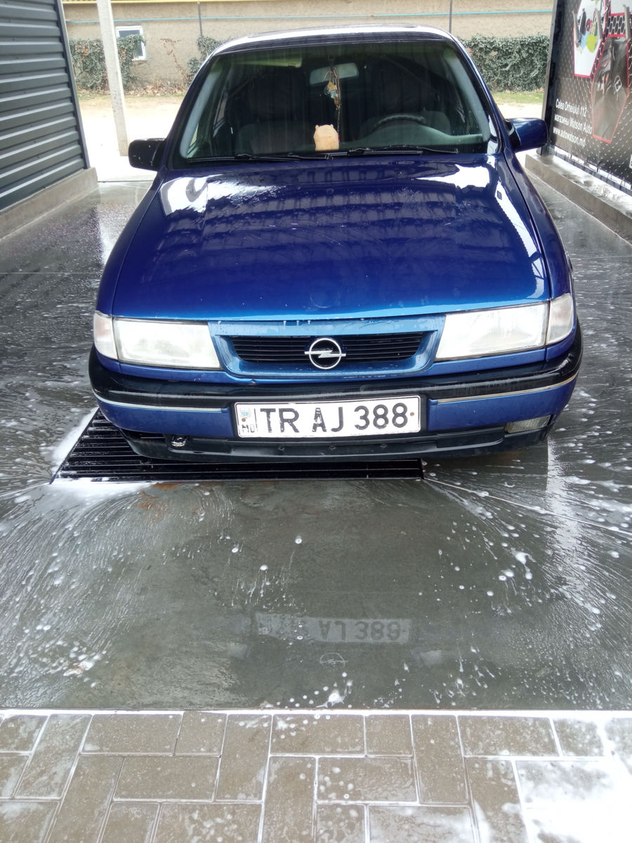 Opel Vectra foto 1