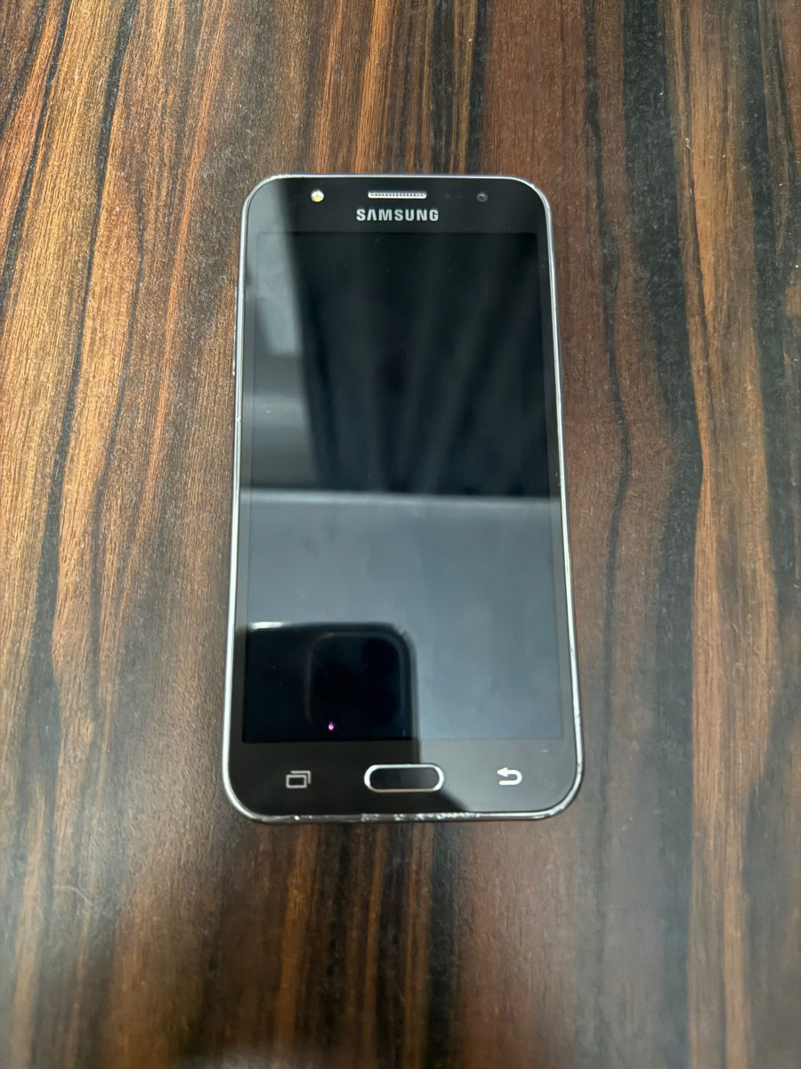Samsung Galaxy J5 фото 0