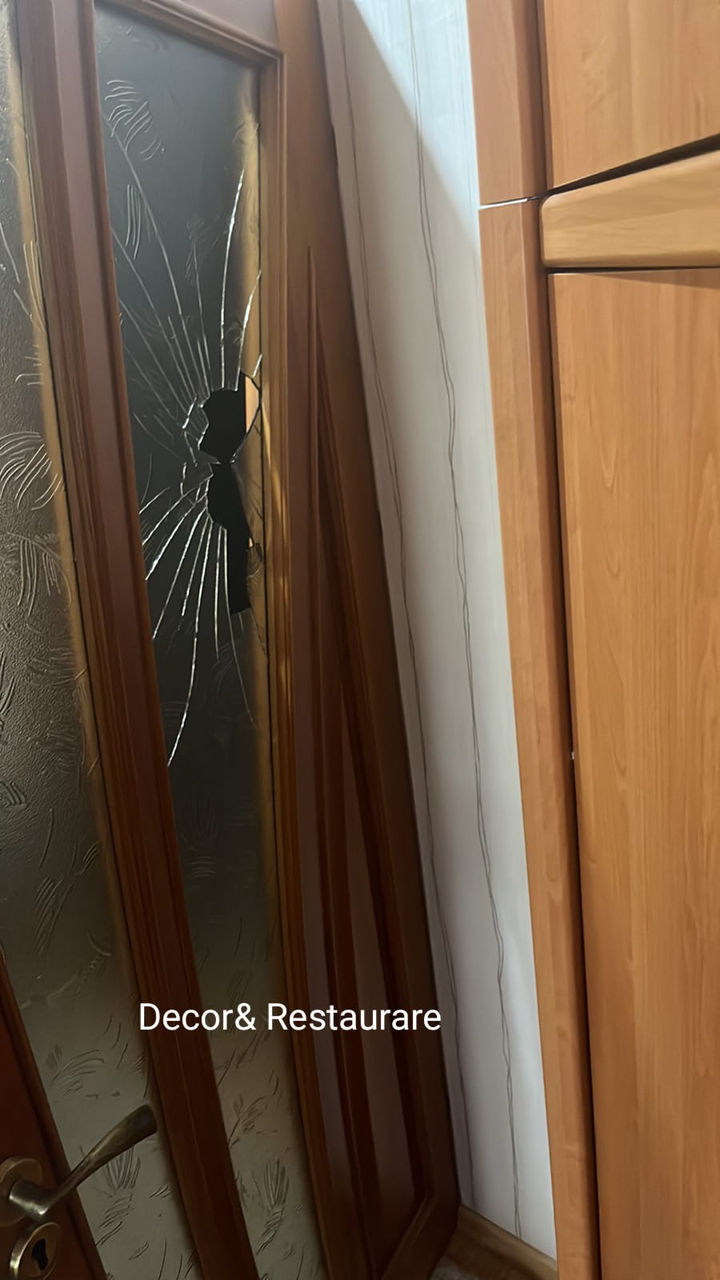 Sticla in usi, geamuri si mobila, restaurare vitralii stricate. foto 7