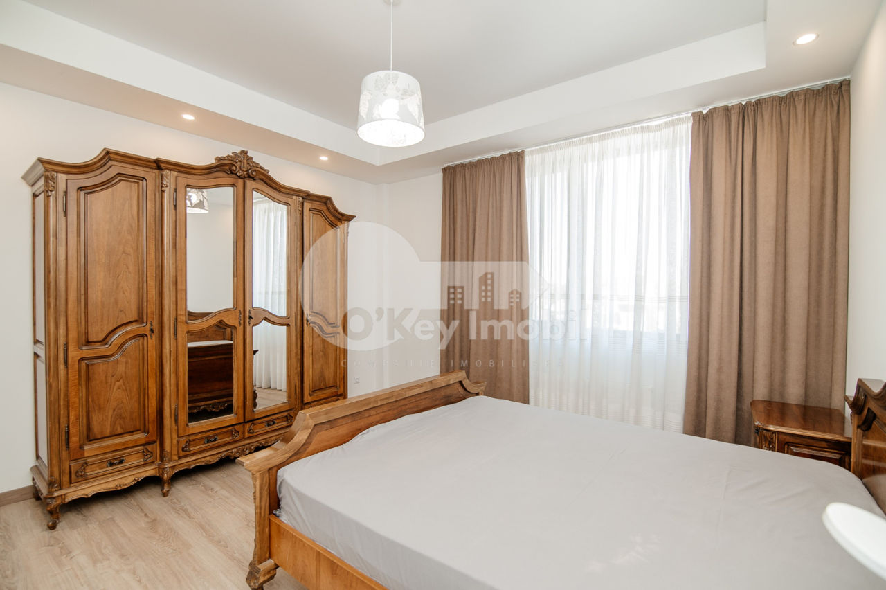 Apartament cu 3 camere, 97 m², Centru, Chișinău foto 4