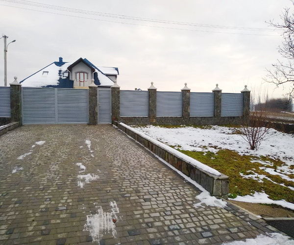 Gard din lamele metalice. foto 3