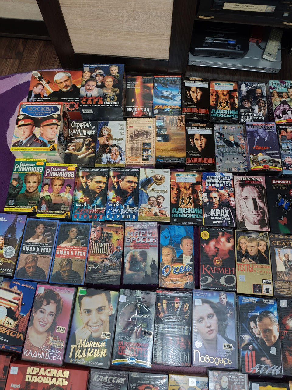 Vând casete video și DVD cu filme rusesti si de productie americana si nu numai, starea ideala foto 5
