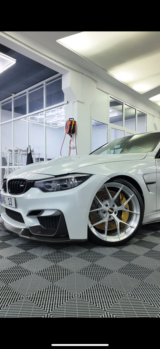 BMW M3 foto 1