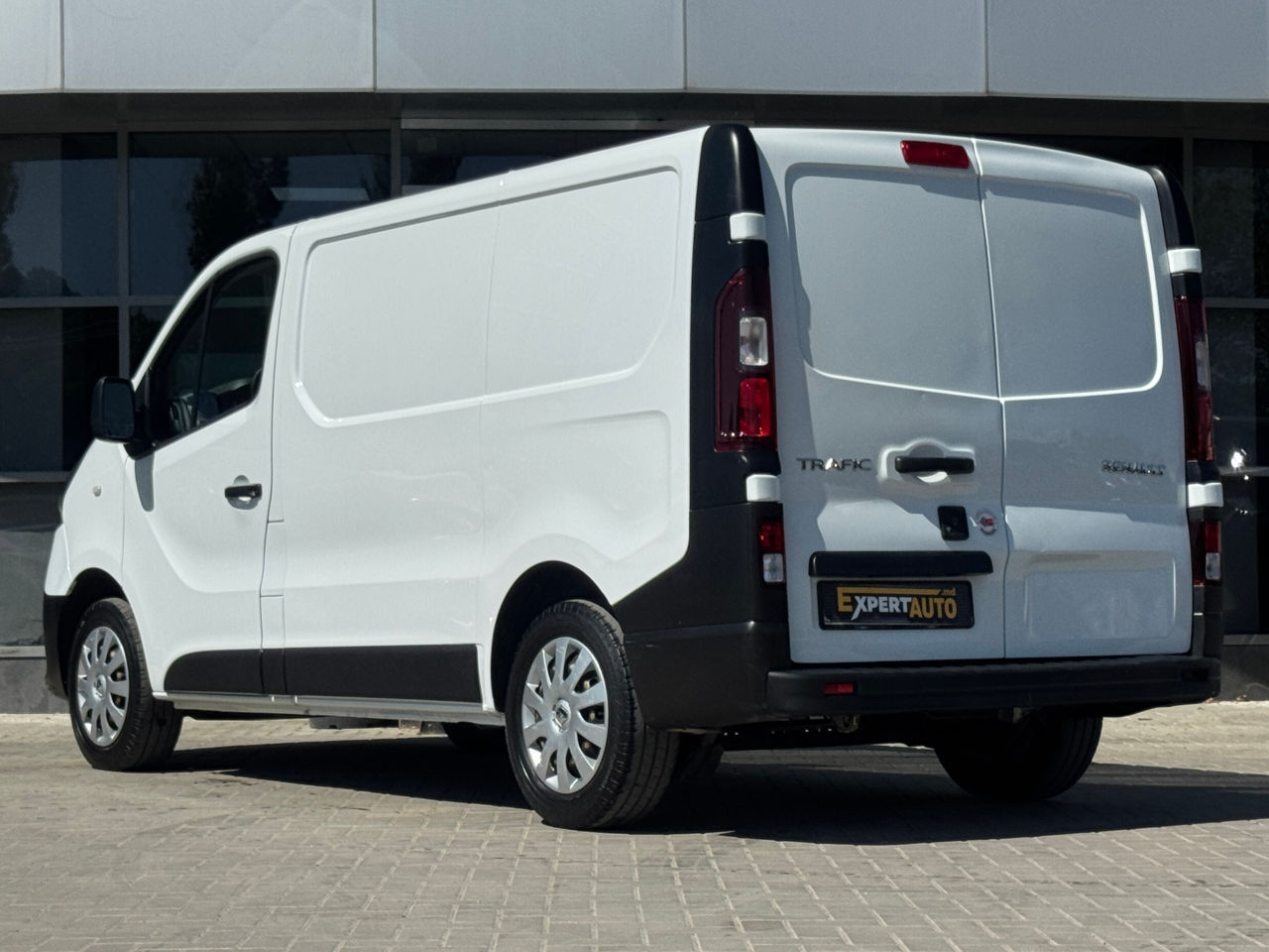 Renault Trafic — фото 4