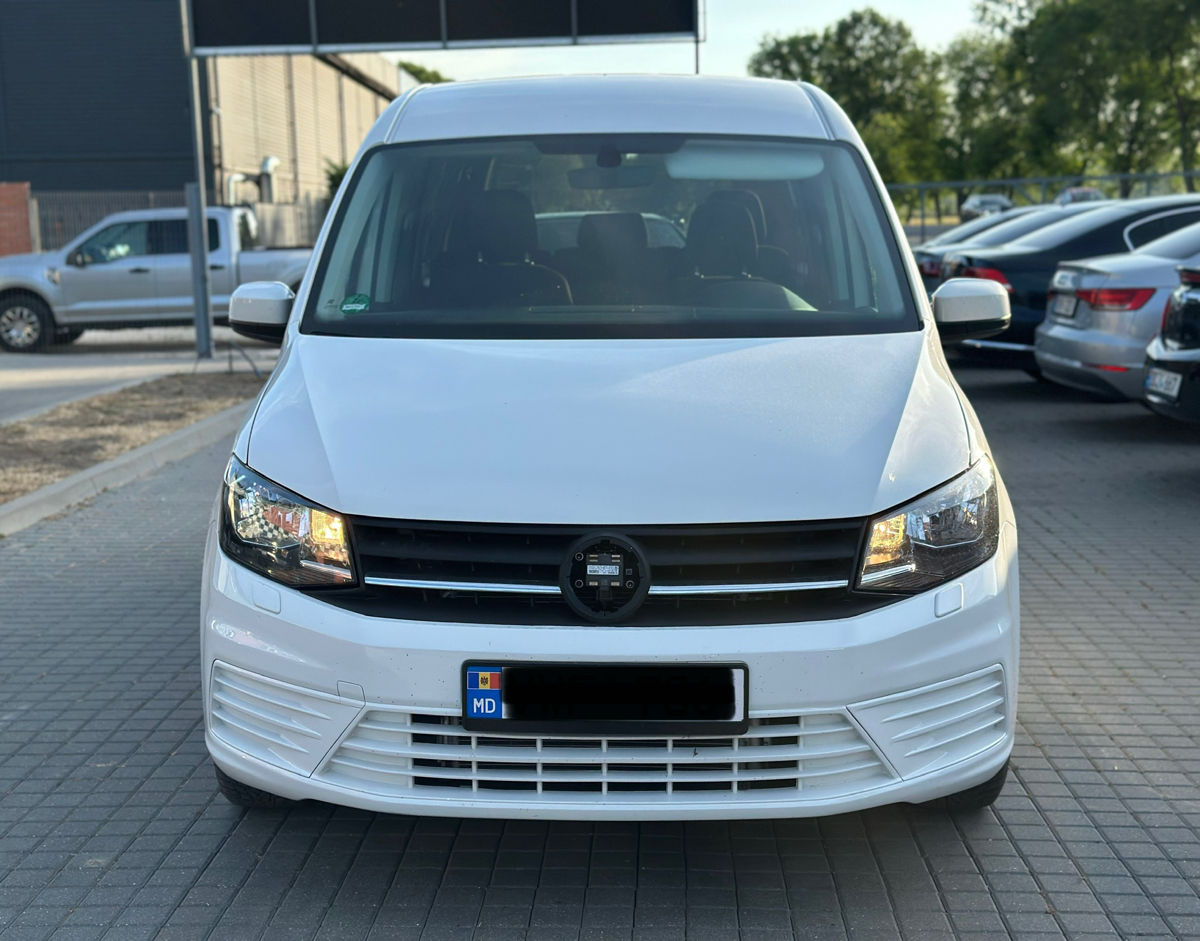 Volkswagen Caddy фото 1