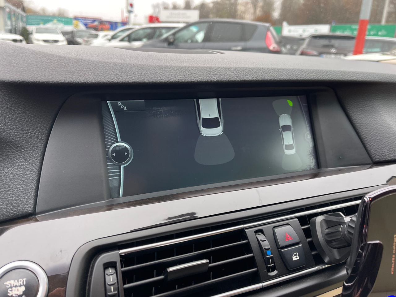 BMW 5 Series фото 17