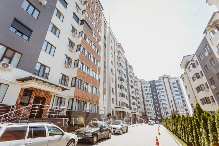 Apartament cu 2 camere, 75 m², Buiucani, Chișinău foto 15