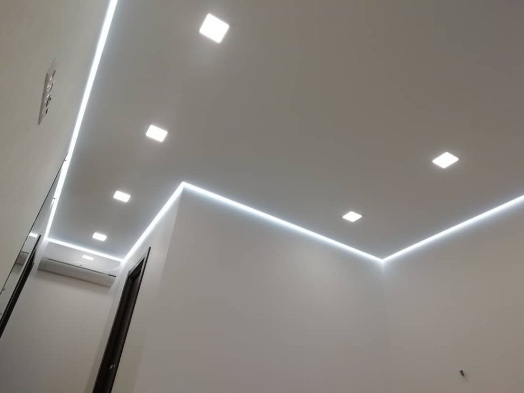 Tavane extensibile la cele mai avantajoase prețuri,cu certificate de calitate șio echipă profesional foto 8