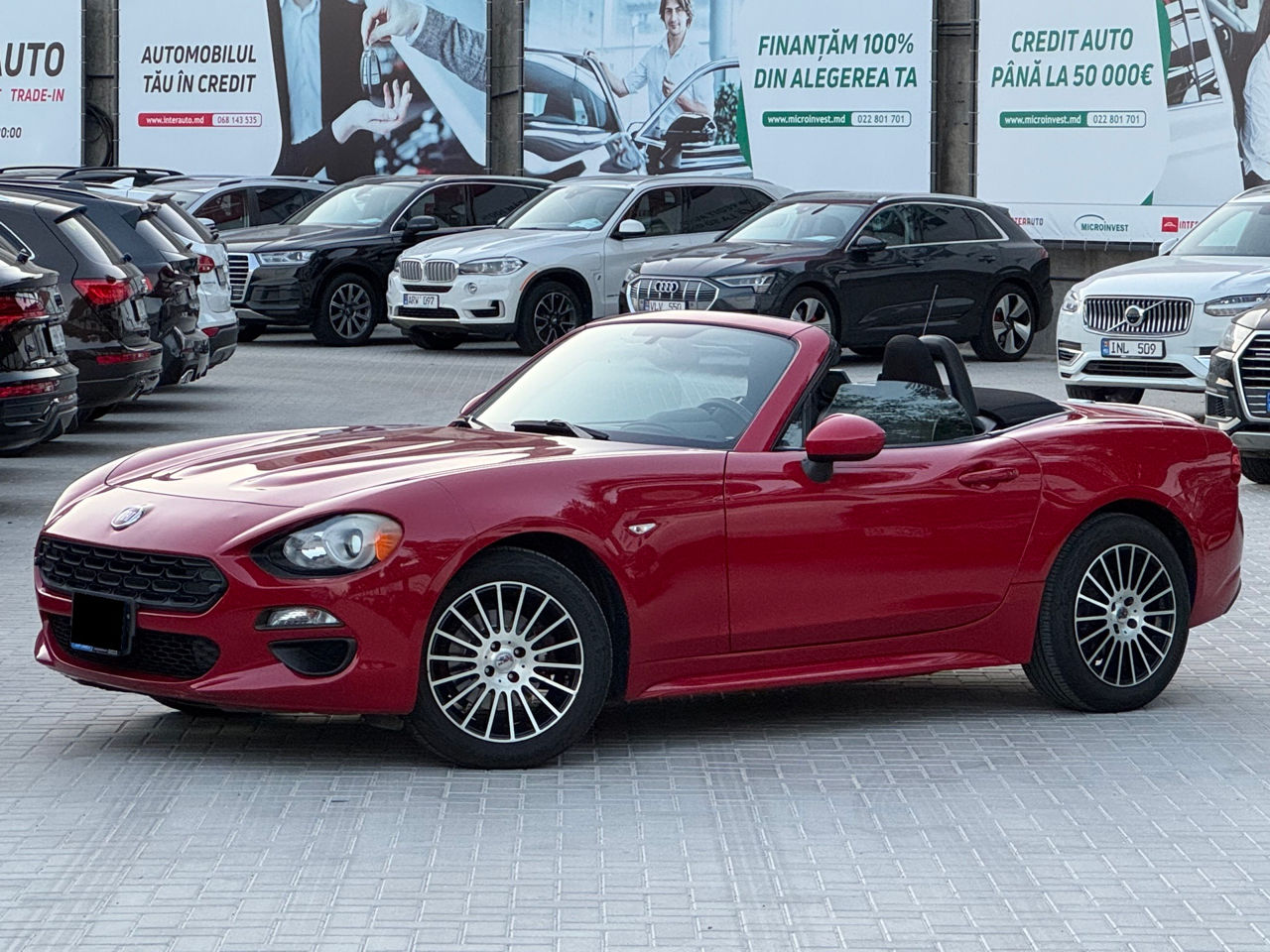Fiat 124 Spider foto 2