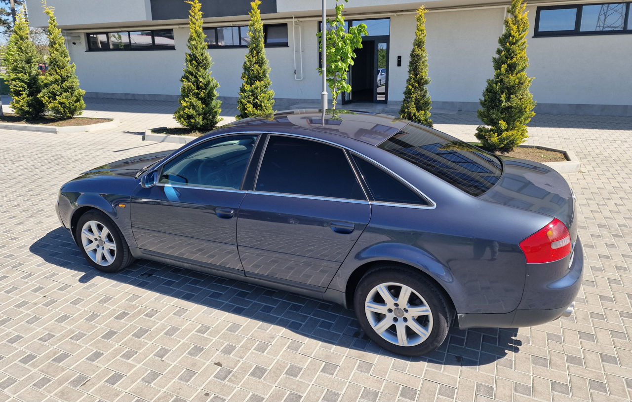 Audi A6 фото 0