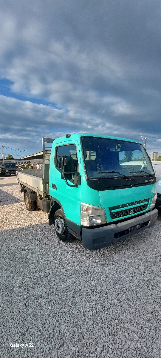 Mitsubishi fuso canter foto 6