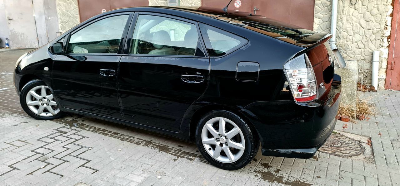 Разборка Toyota Prius  Toyota Prius 20 04-09 foto 4