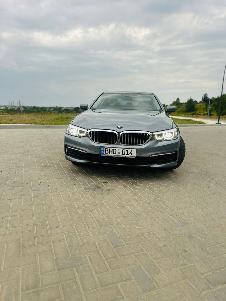 BMW 5 Series foto 1