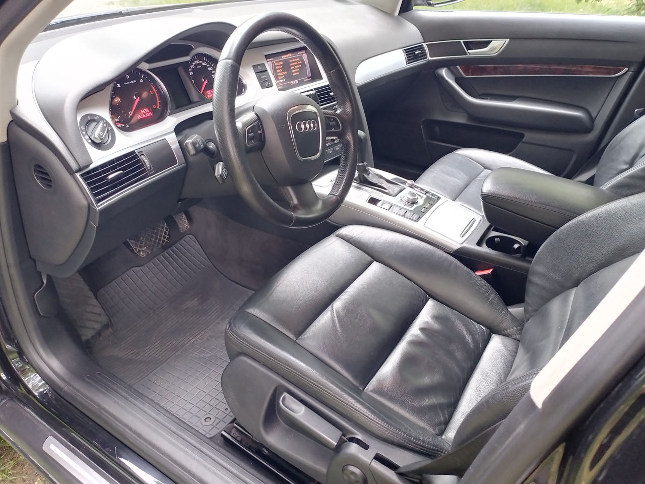 Chirie auto/ rent a car/ автопрокат Audi A6 C6 2.0 tdi automat.машина свободна foto 1