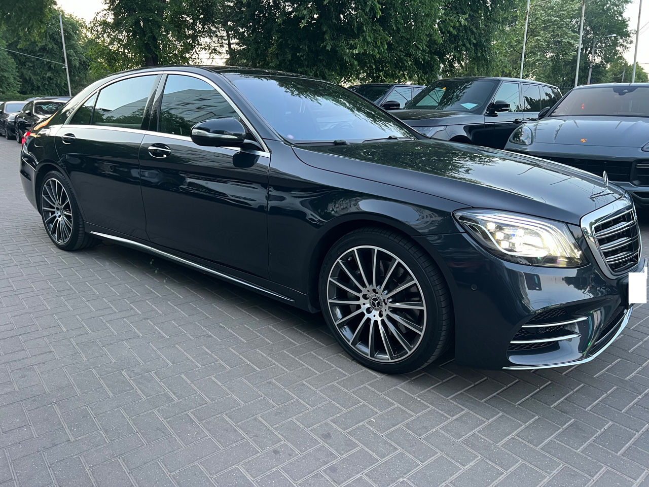 Mercedes S-Class foto 2