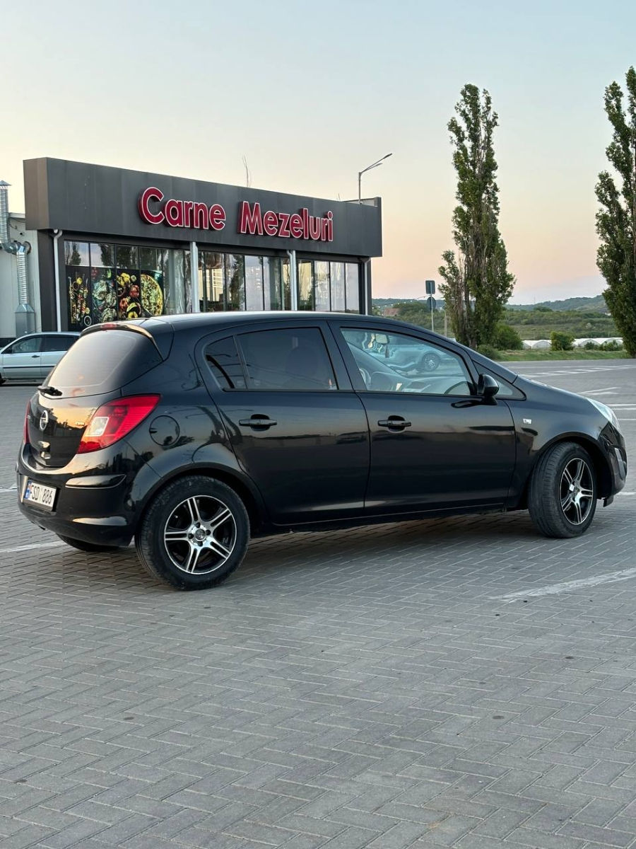 Opel Corsa foto 6