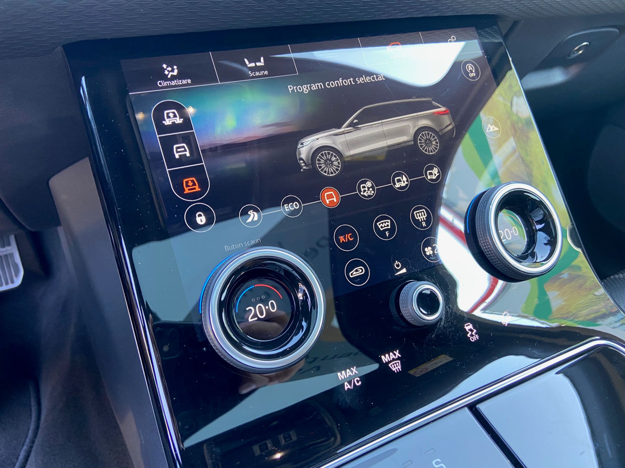 Land Rover Range Rover Velar foto 15