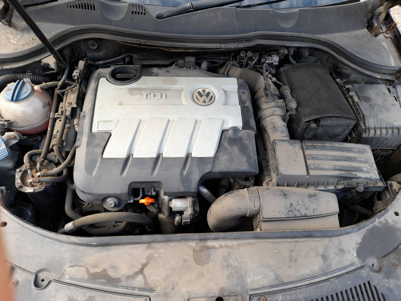 Dezmembrare Volkswagen passat b6 foto 8