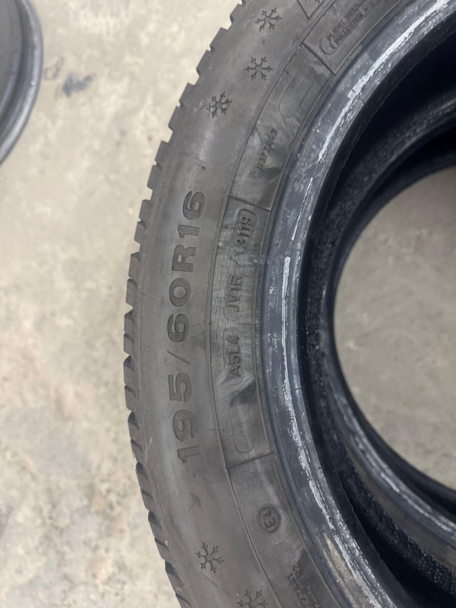 195/60 R16  Dunlop Anul 2021 Iarna  2 Buc foto 3