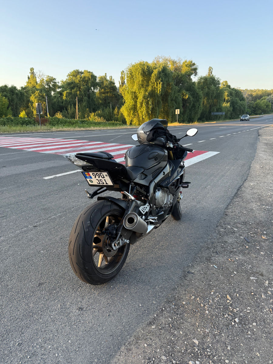 BMW S1000RR фото 2
