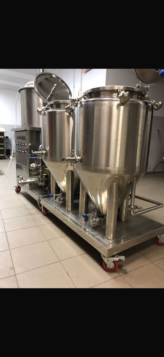 Mini fabrica de producere a berii artizanale  мини производство крафтового пива foto 1