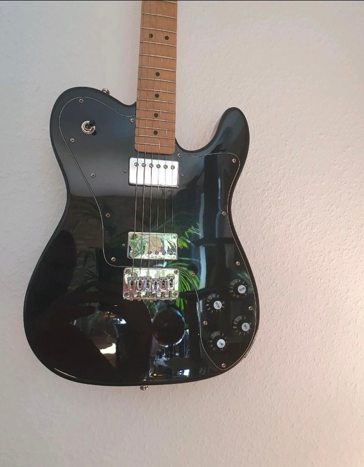 Squier Telecaster Custom Made in Indonesia foto 1