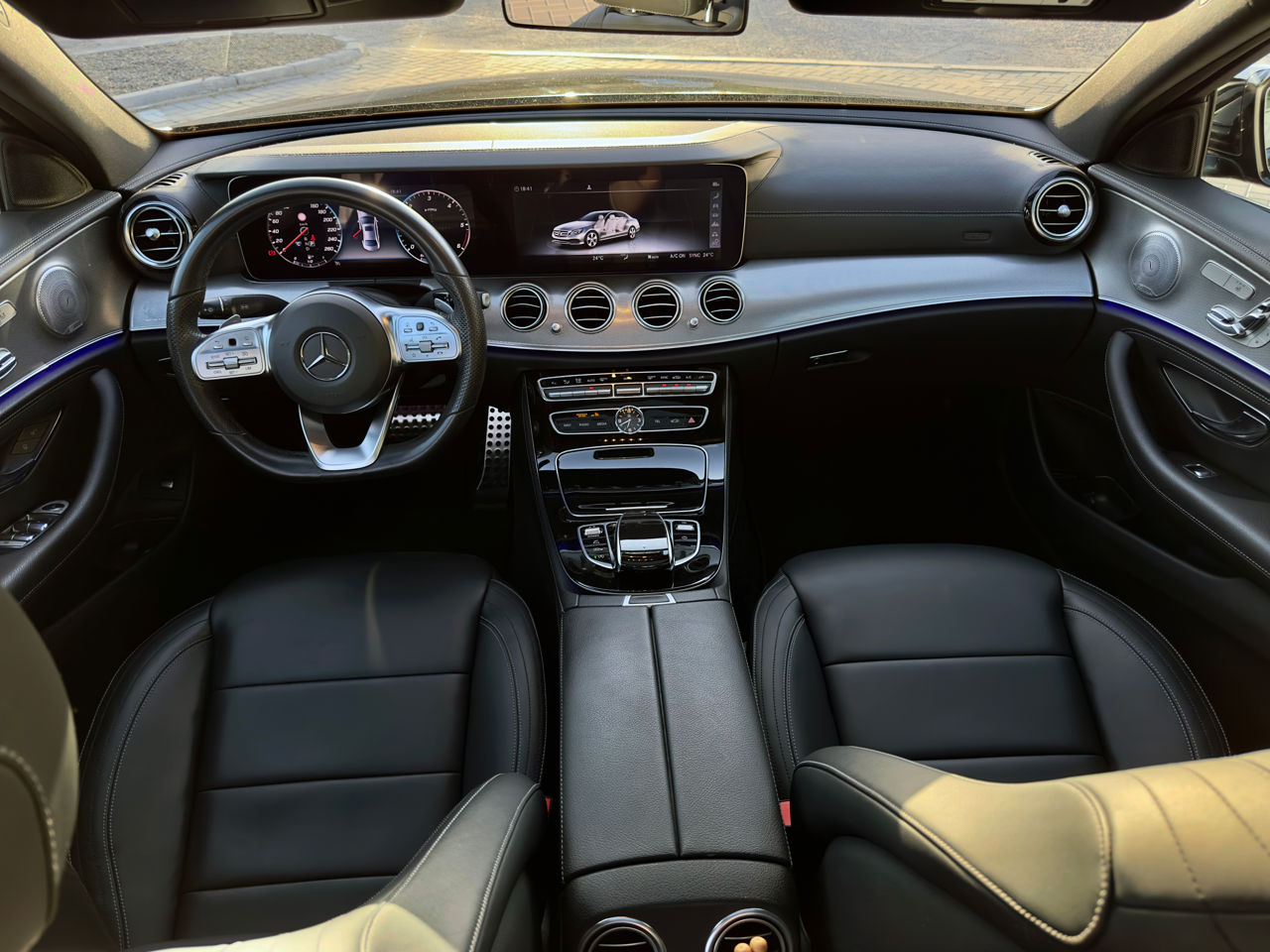 Mercedes E Class foto 8